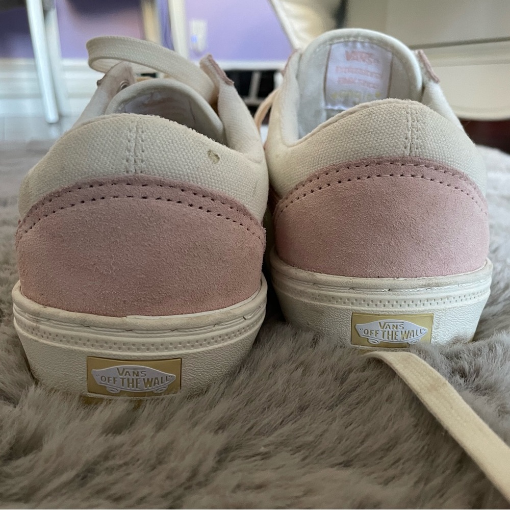 Vans - Picture 4 of 5